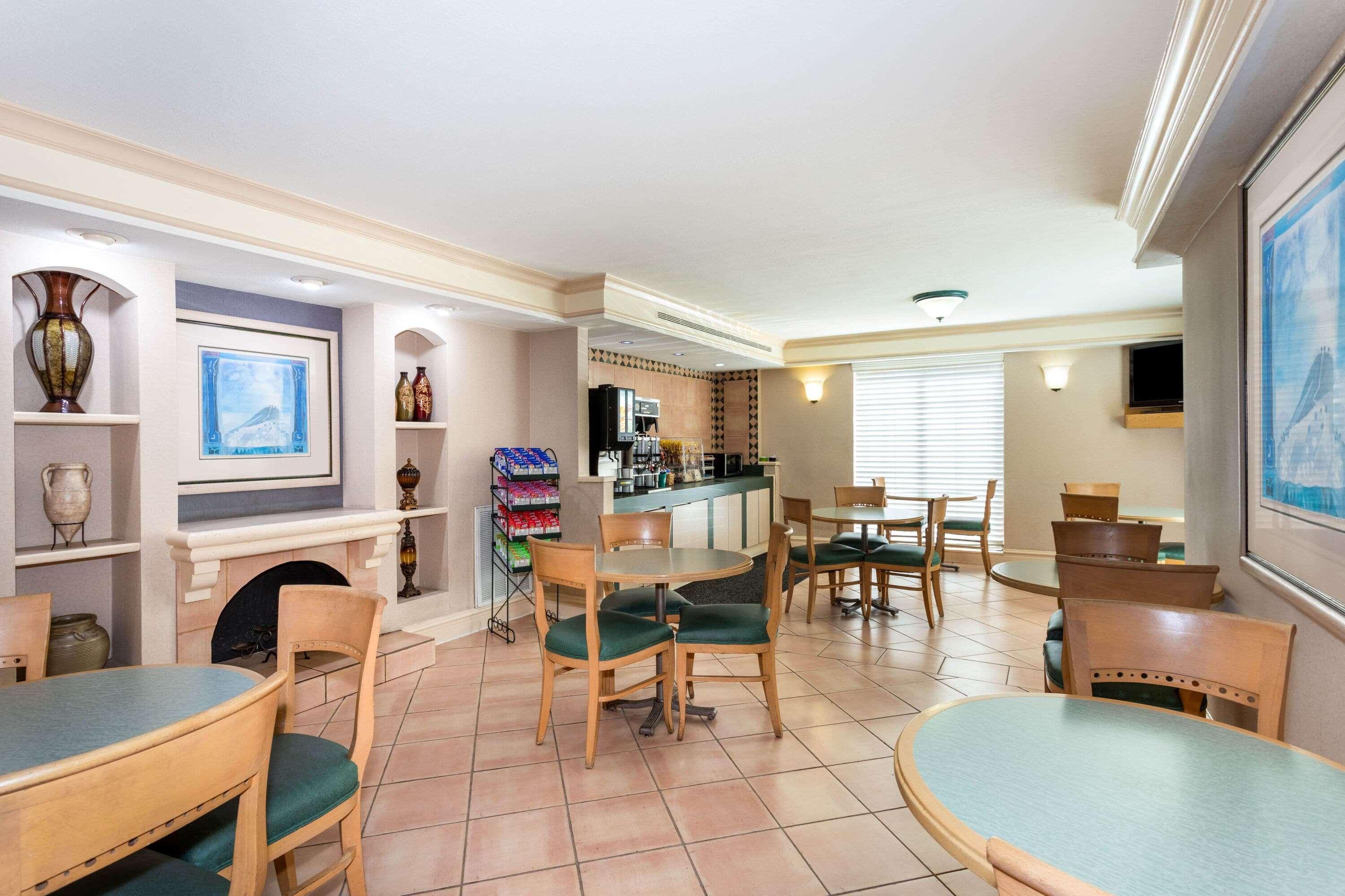 La Quinta Inn By Wyndham Tallahassee North Εξωτερικό φωτογραφία