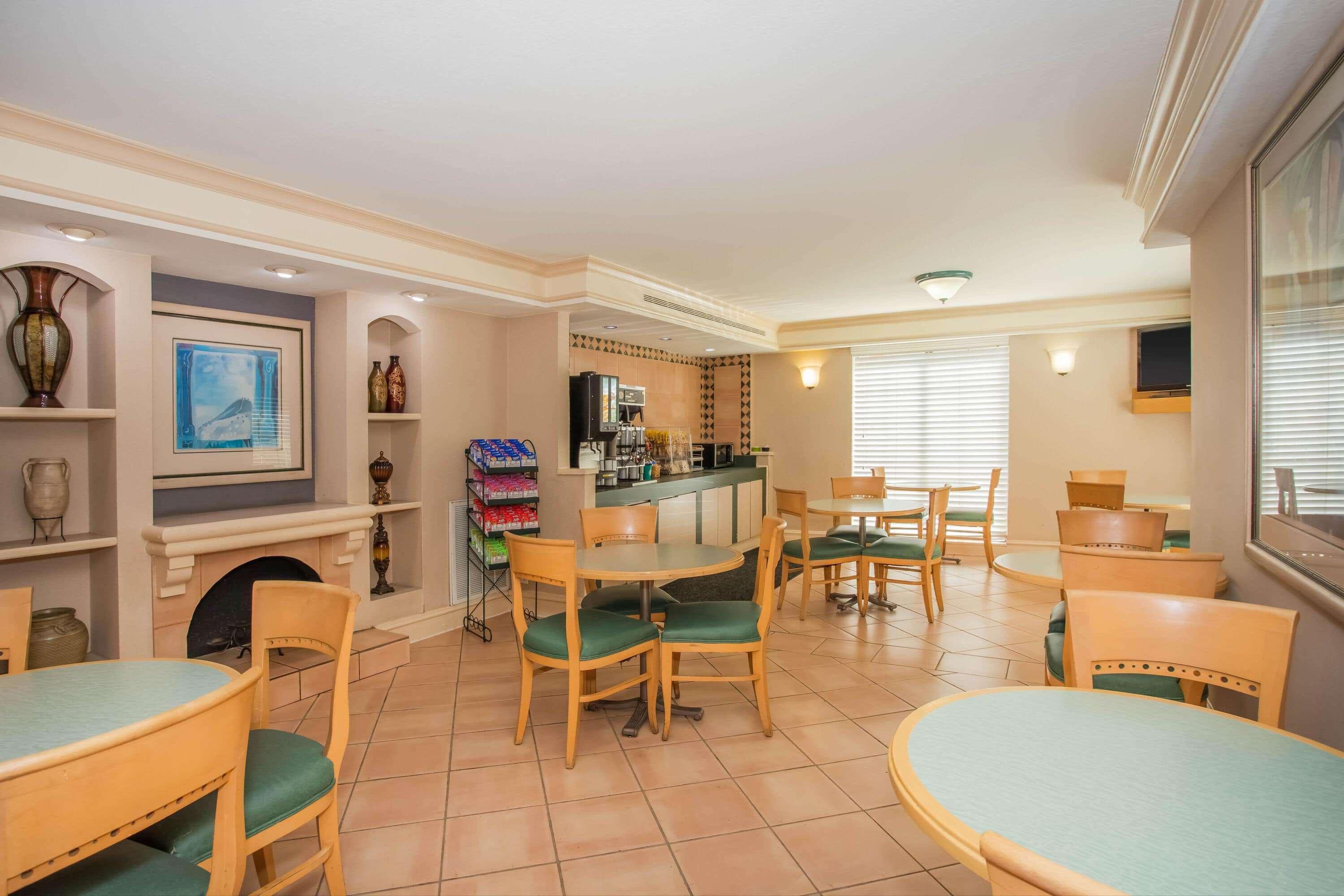 La Quinta Inn By Wyndham Tallahassee North Εξωτερικό φωτογραφία